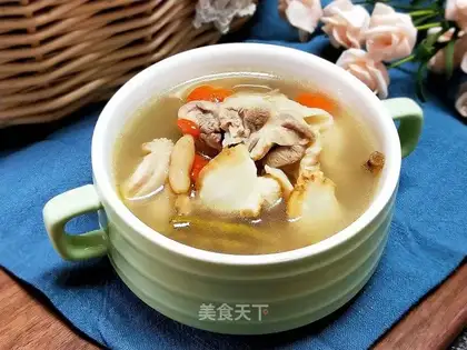 The chicken soup is made from the quartz