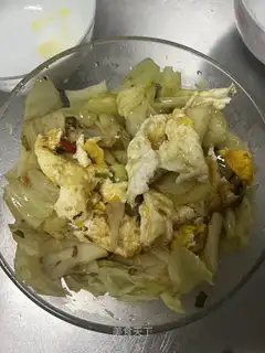 The buns are cold, the eggs are cold
