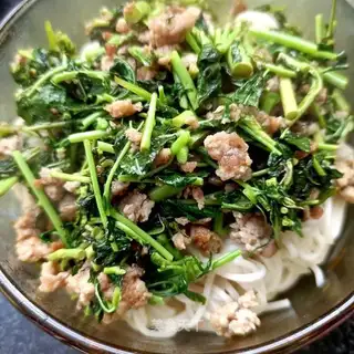 Garlic pasta