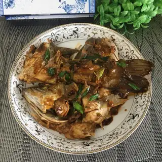 Red burning sea bass