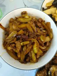 Squeeze meat
