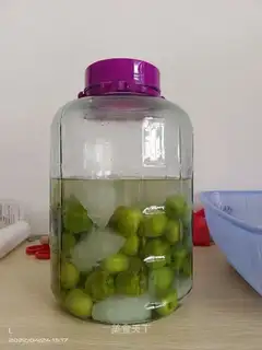 Blue plum wine