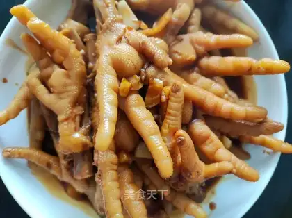 Garlic chicken claws