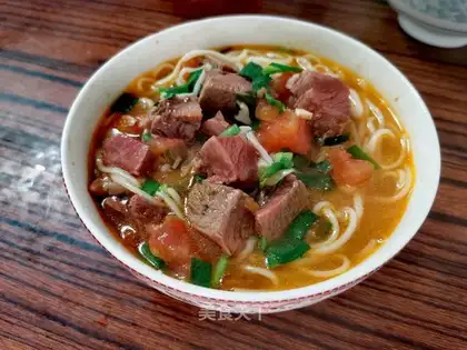 Tomato noodles