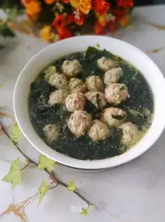 Soup with raisin