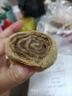 Donkey rolls