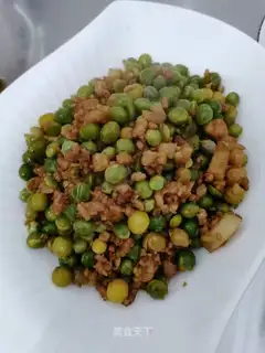 Meat-cracked snow beans