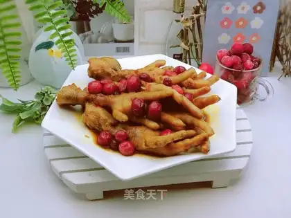 The fragrance of chicken claws
