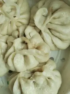 Powder bun