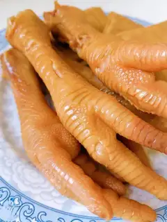 Chicken claws