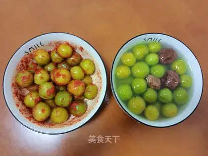 Plum acid pickling methods