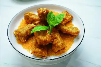 Golden garlic bones