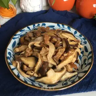Scrambled mushrooms