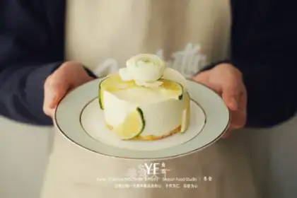 Low-calcated lemon mousse