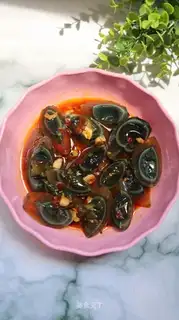 Spicy cold eggs