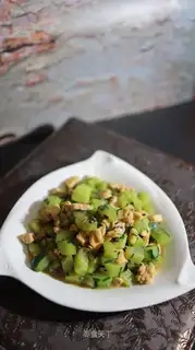 Chicken chest fried cucumber