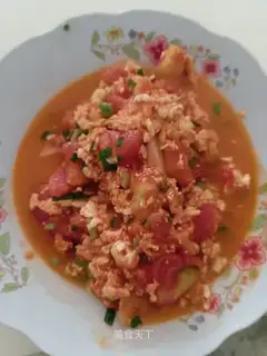 Tomato fried eggs