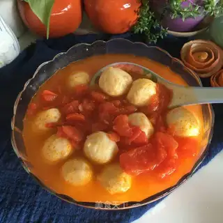 Tomato fishball soup