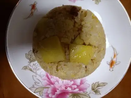 Pineapple egg fried rice