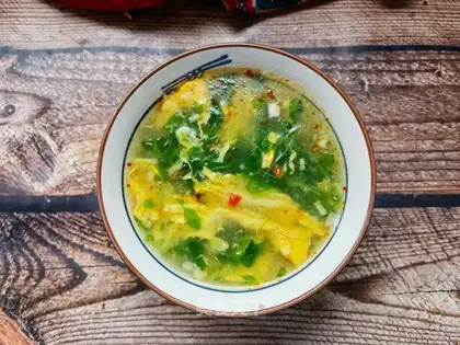Chicken omelet soup