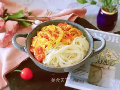 Tomatoes, halon noodles