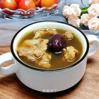 Three or seven powders of pork soup