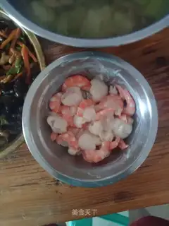 Shrimp salad