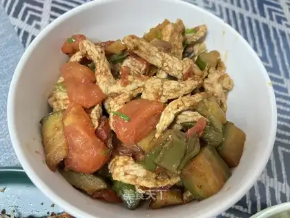 Cheese and tomato fried meat