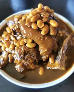 Spicy pig hoof