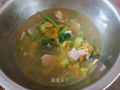 Skinny pumpkin soup