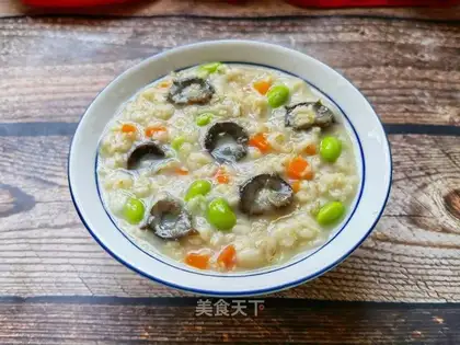 Sea cucumbers, oatmeal