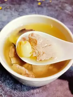Skinny Lotus soup