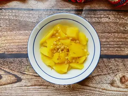 Cinnamon pine steam apples