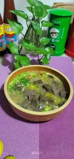 Pork-cracker fan soup