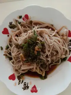 Pepper with golden mushrooms