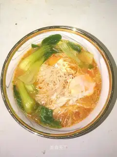 Tomato egg noodles
