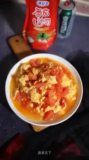 Tomato fried eggs