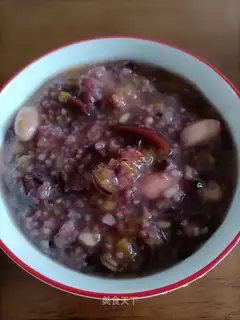 Pumpkin's peanut porridge