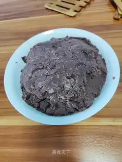 Homemade red bean sand