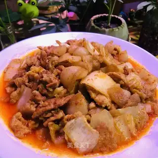 Hot cabbage makes meat