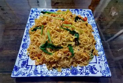 Fried noodles