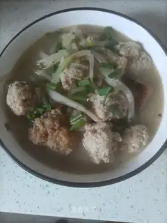 Roseball soup