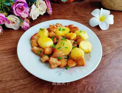 Fried potato chicken chest