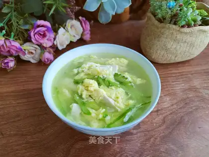 Cucumber tofu egg soup