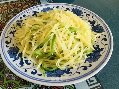 Cream pepper with potatoes