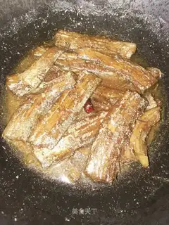 Red-fried fish