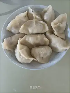 Pyramid dumplings