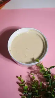 "Red-tree peanut soy sauce."