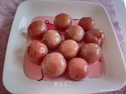 Spicy plums