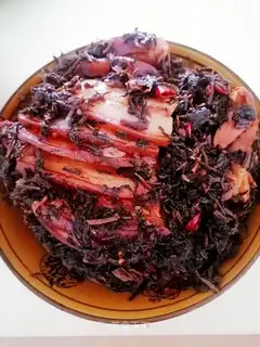 Plum chow